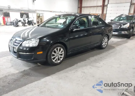 2010 Volkswagen Jetta Limited Edition из США, поврежденный, VIN 3VWAZ7AJ4AM114279